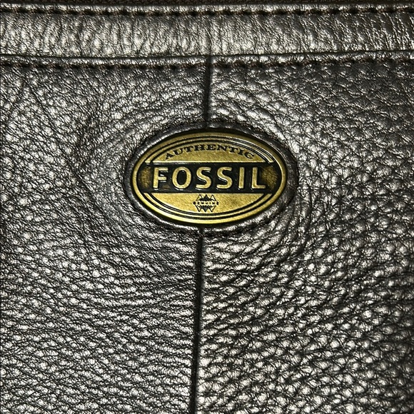 Fossil metallic bronze Crossbody Bag with Adjustable Straps - Picture 3 of 6